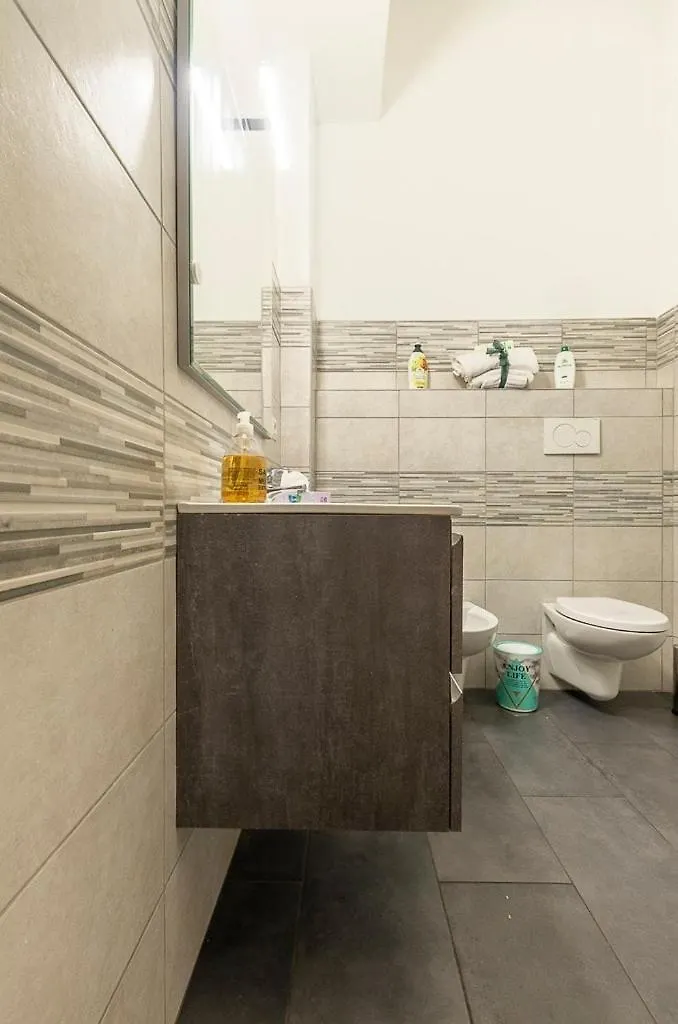 Lungotevere Home Roma